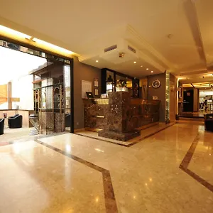 4* Hotel Mermoz